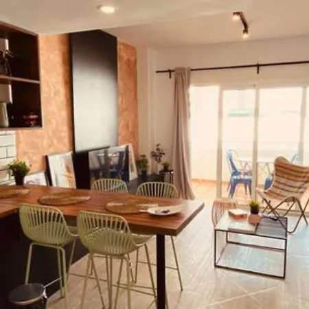 公寓 En El Corazon De Tenerife Sur Cristianos 洛斯克里斯蒂亚诺斯